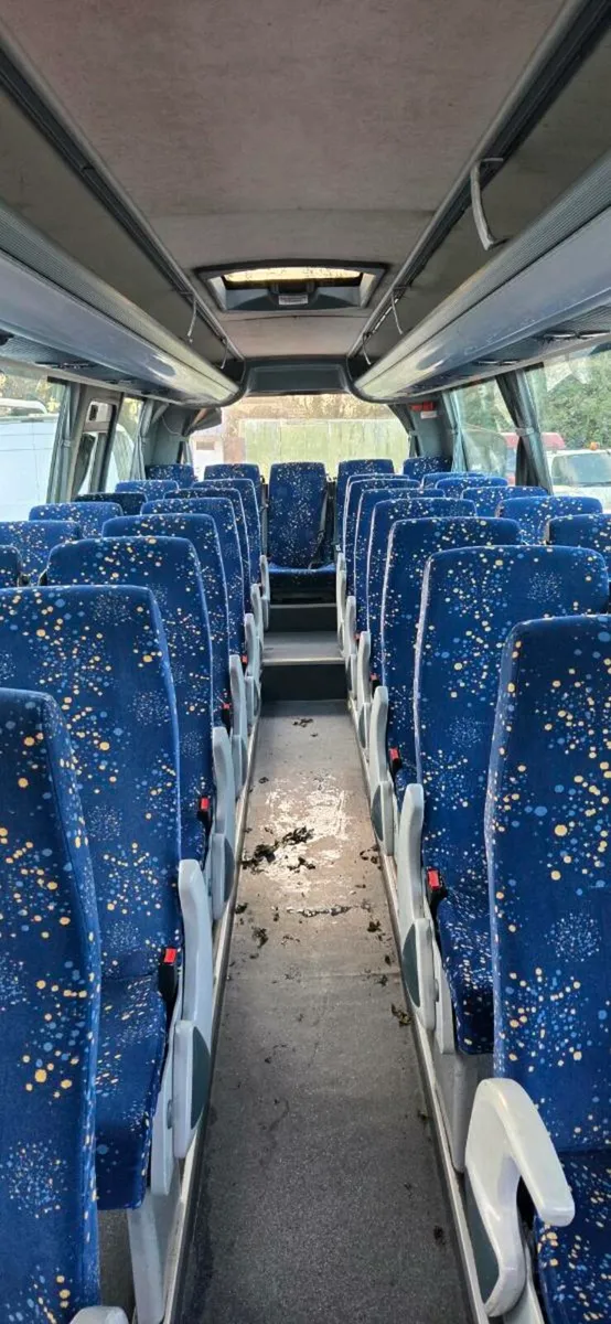 Mercedes Vario - Image 4