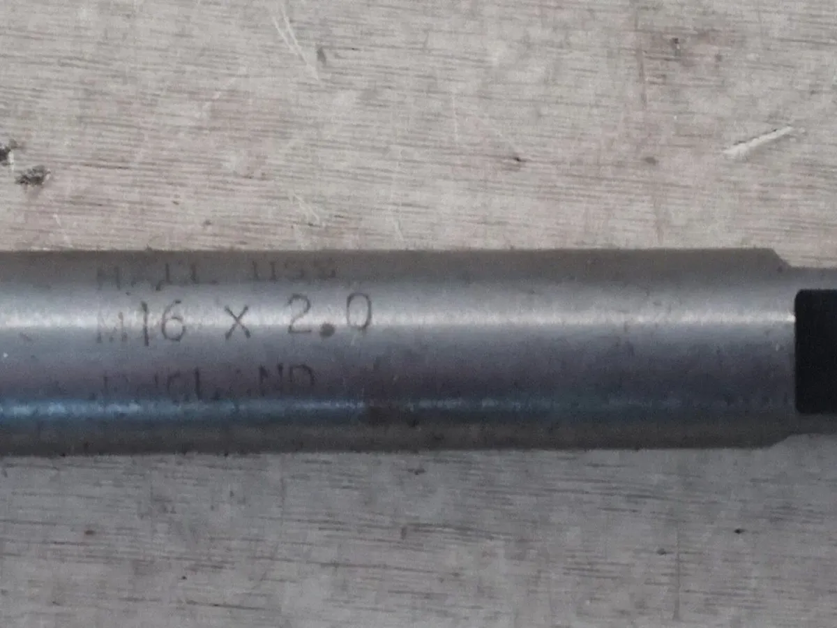 Rethreading tap - Image 1