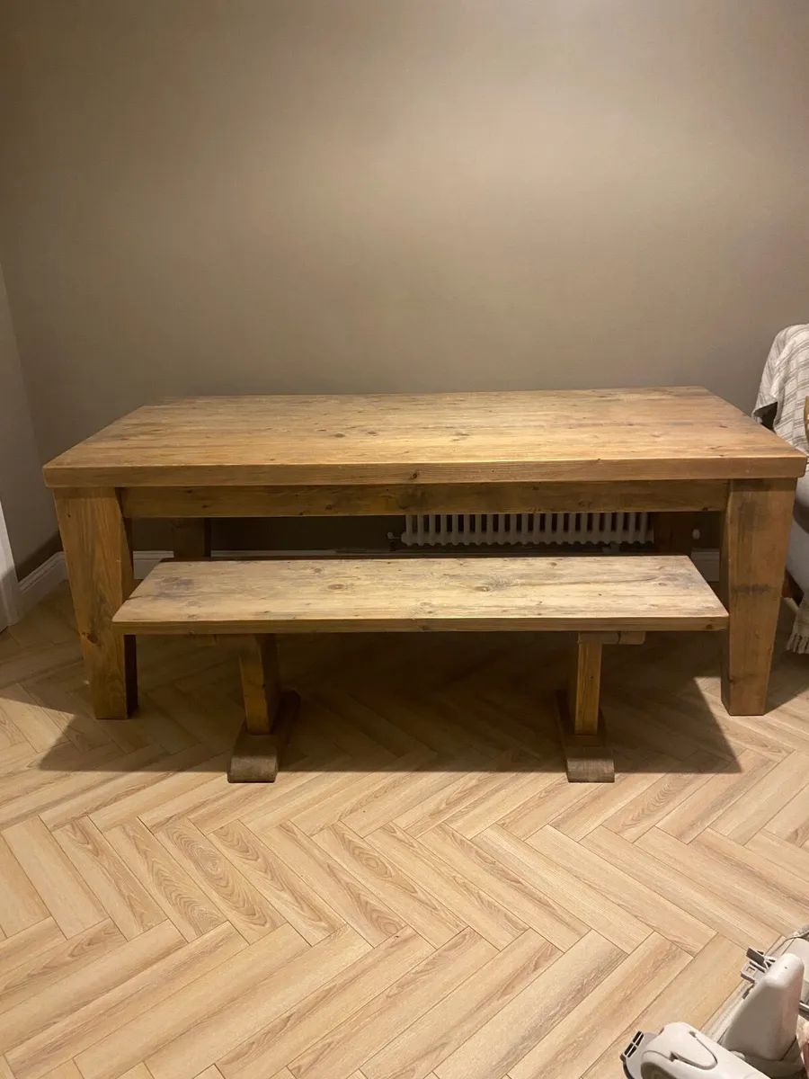 Dining table & bench - Image 1