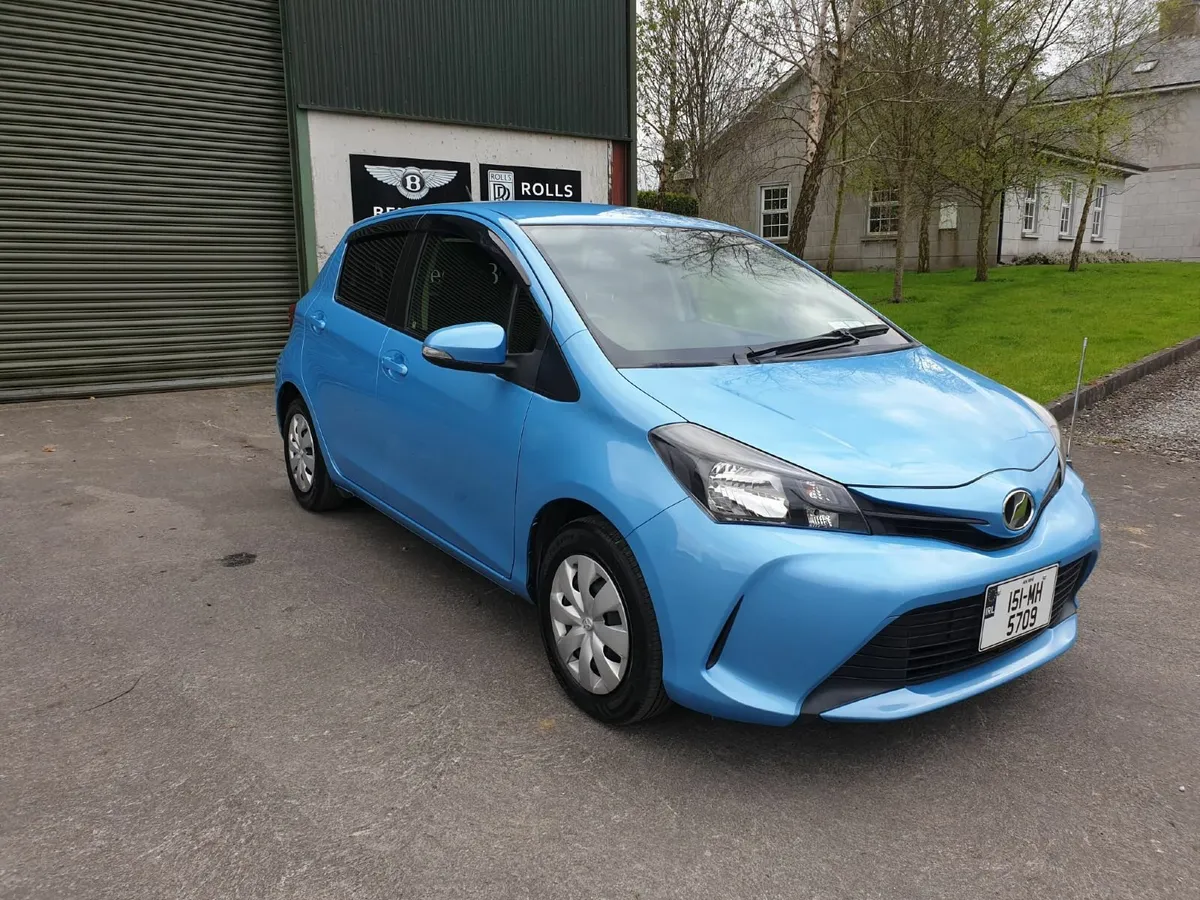 Toyota Vitz 2015   1,3 VVT-IE  AUTOMATIC - Image 1