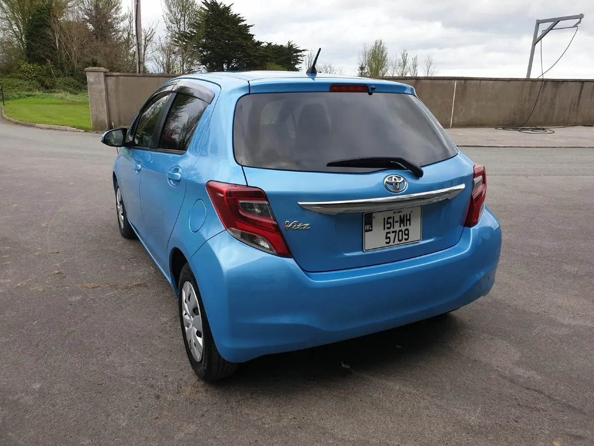 Toyota Vitz 2015   1,3 VVT-IE  AUTOMATIC - Image 2