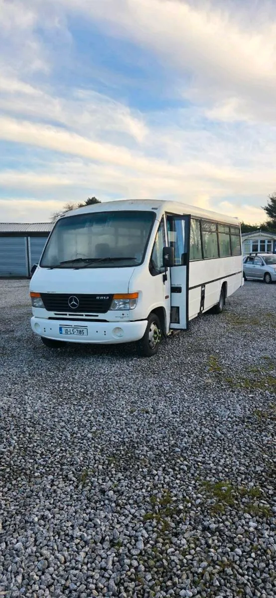 Mercedes Vario - Image 1