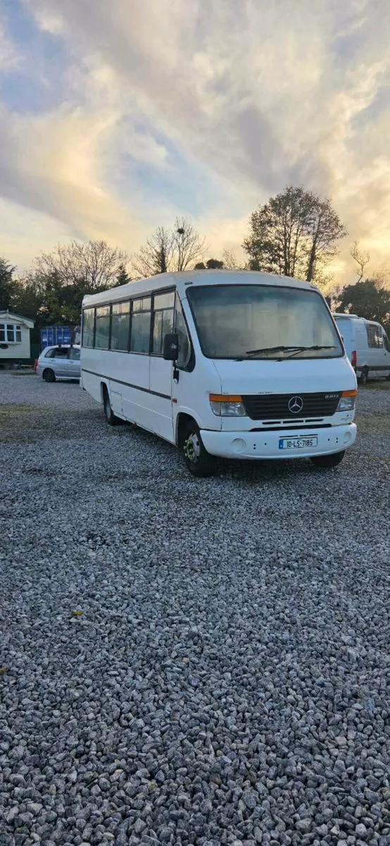 Mercedes Vario - Image 2
