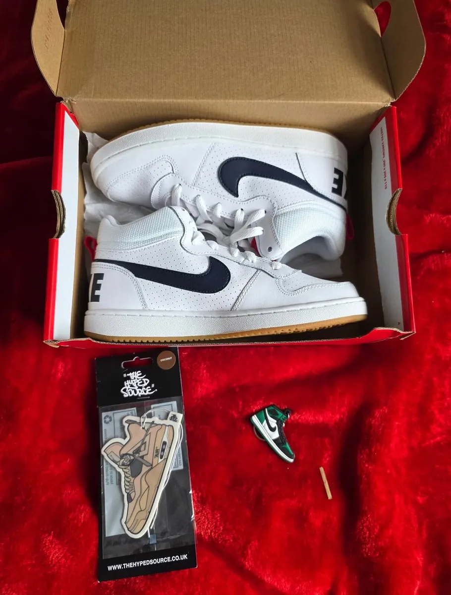 Nike high tops runner boots - Image 2