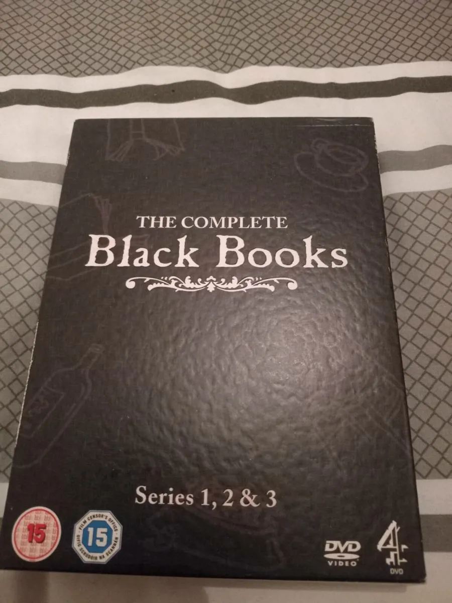 Black Books DVD boxset - Image 1