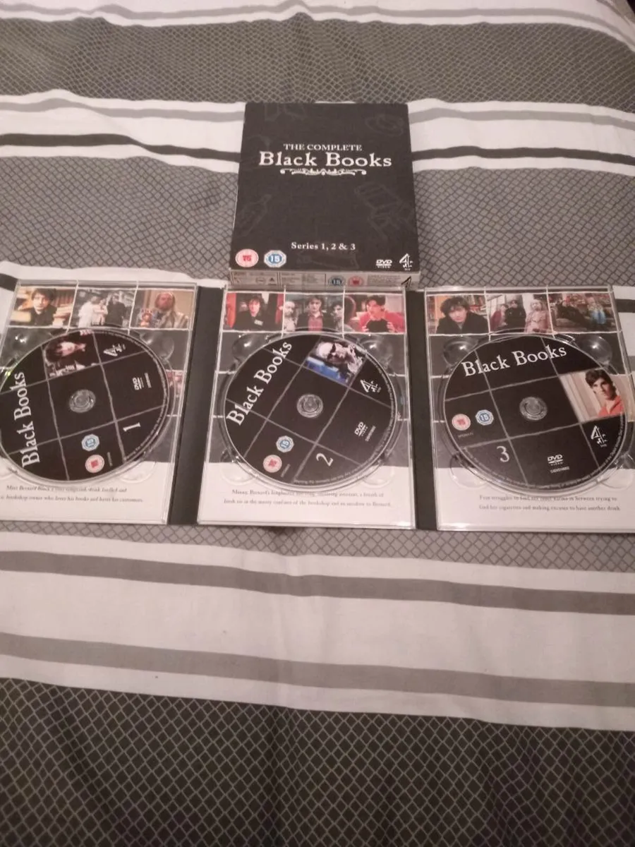 Black Books DVD boxset - Image 3