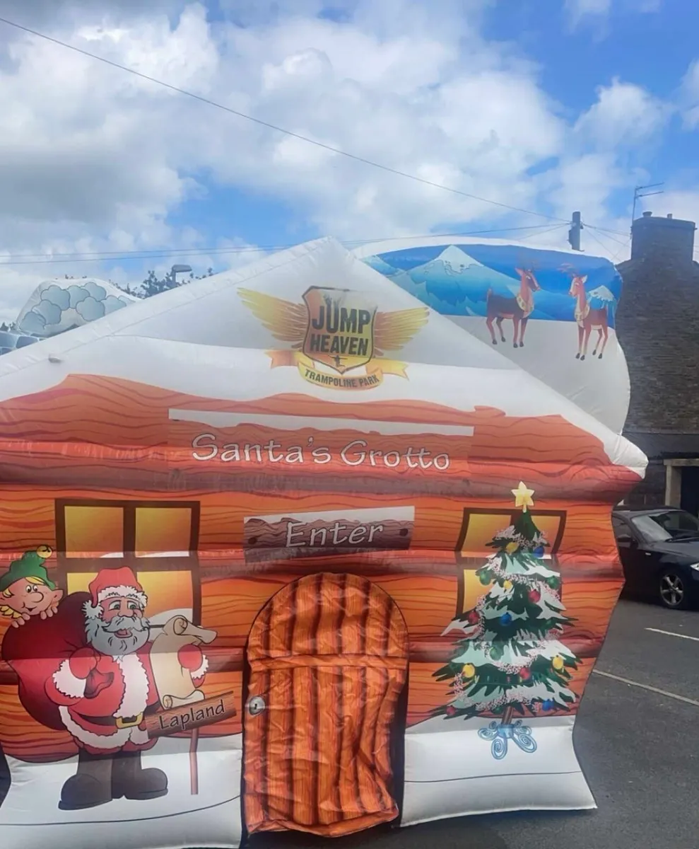 Airquee Santa’s Grotto bouncy castle - Image 1