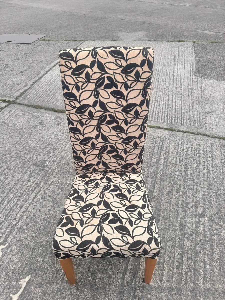 6 Dinning Chairs / Laundry Basket - Image 4