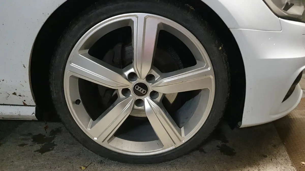 20” Audi Alloys & NEW Tyres - Image 1