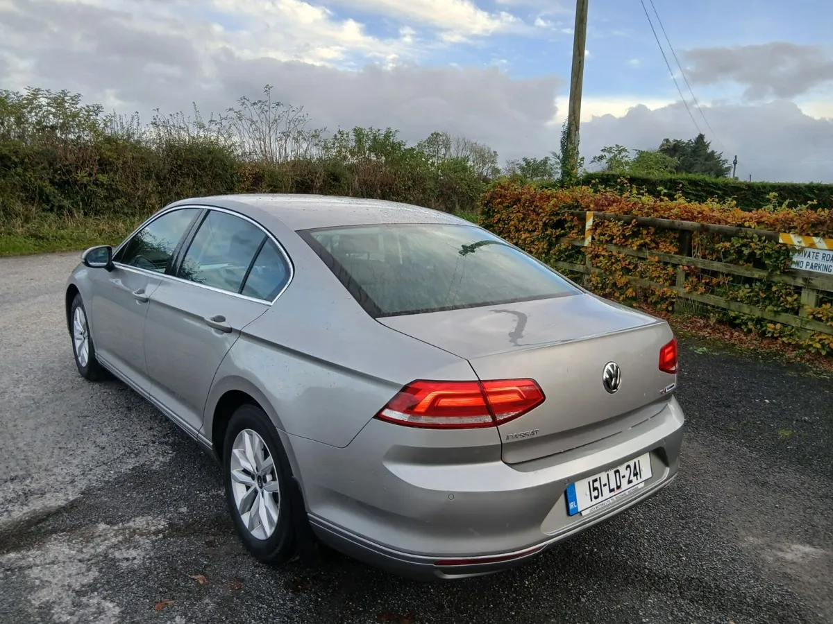 2015 volkswagen passat - Image 3