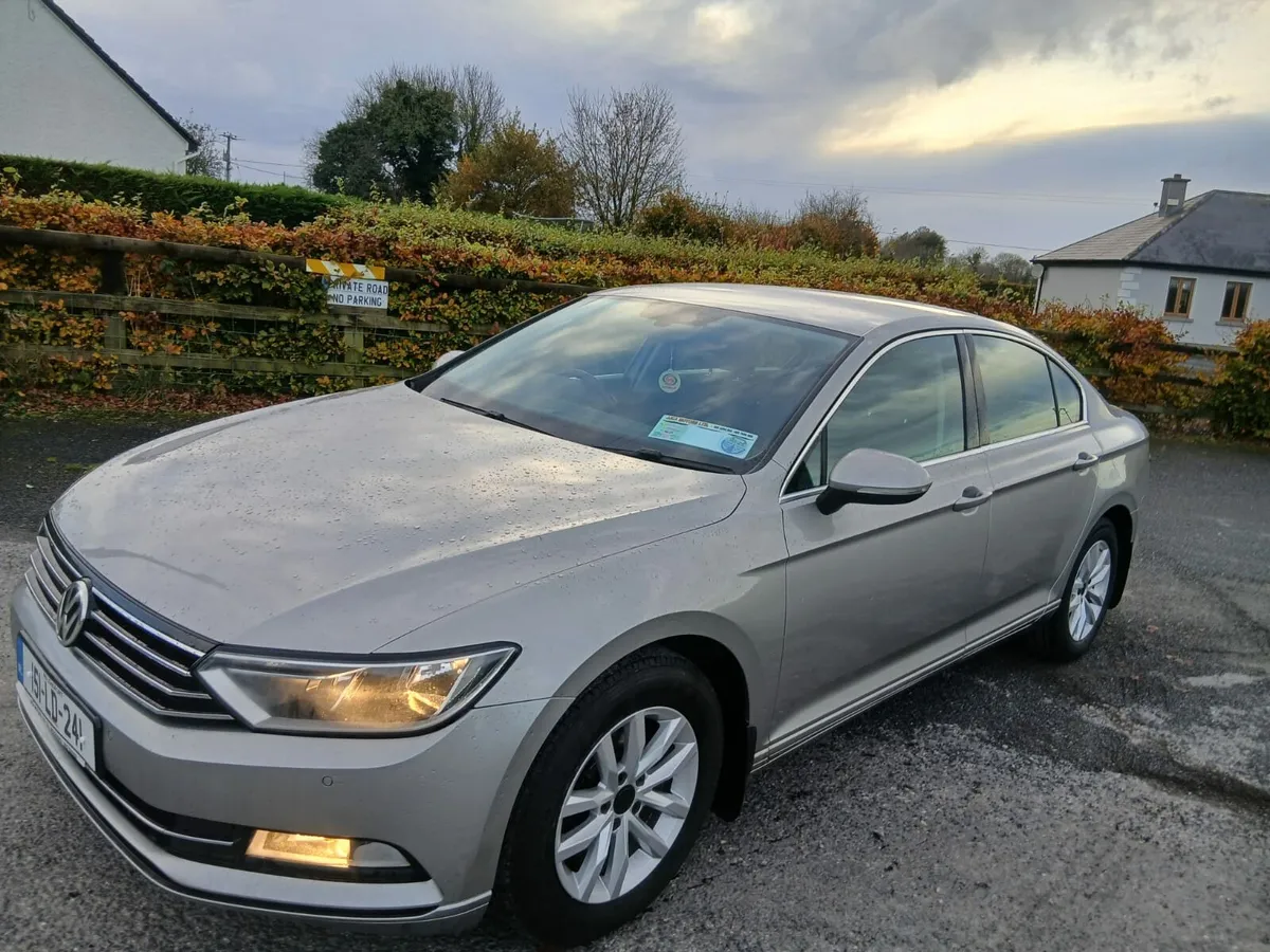 2015 volkswagen passat - Image 4