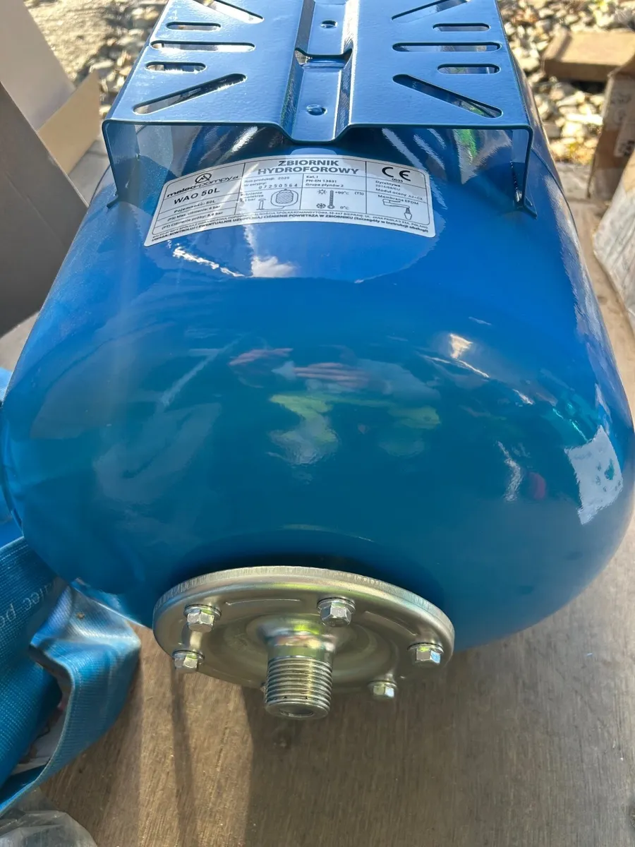 Water pumps - Image 1