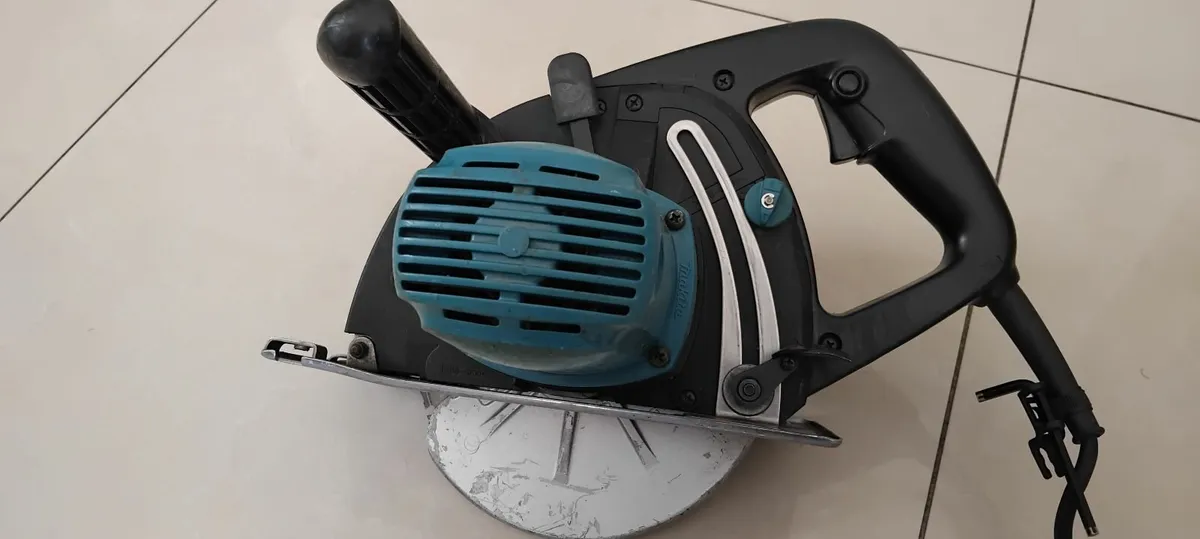 Makita 4131 Metal Cutting Saw 110v - Image 2