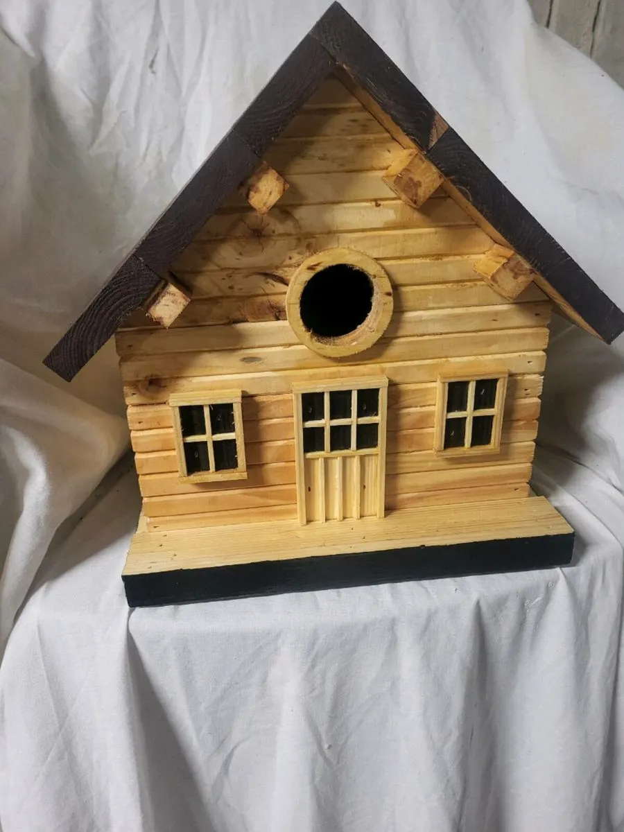 Bird house - Image 1