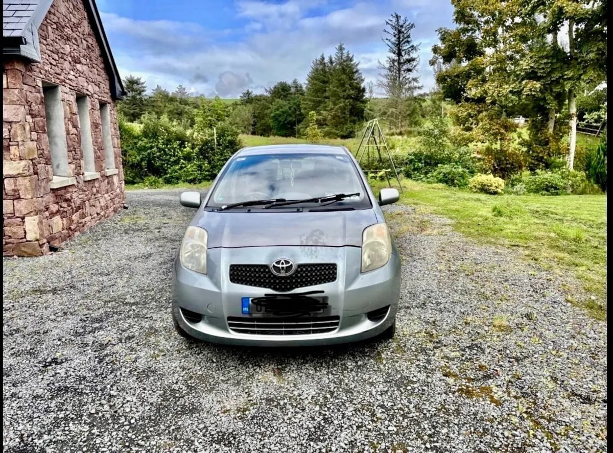 Toyota Yaris - Image 1