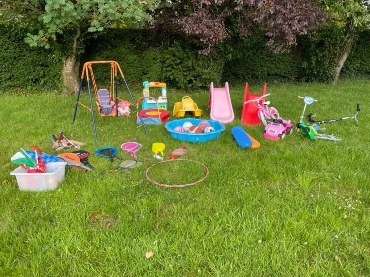 Everything €50 toys garden bundle - Image 1