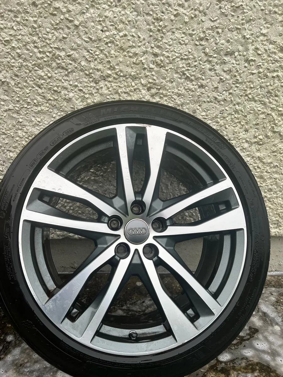 19” genuine Audi alloys - Image 2