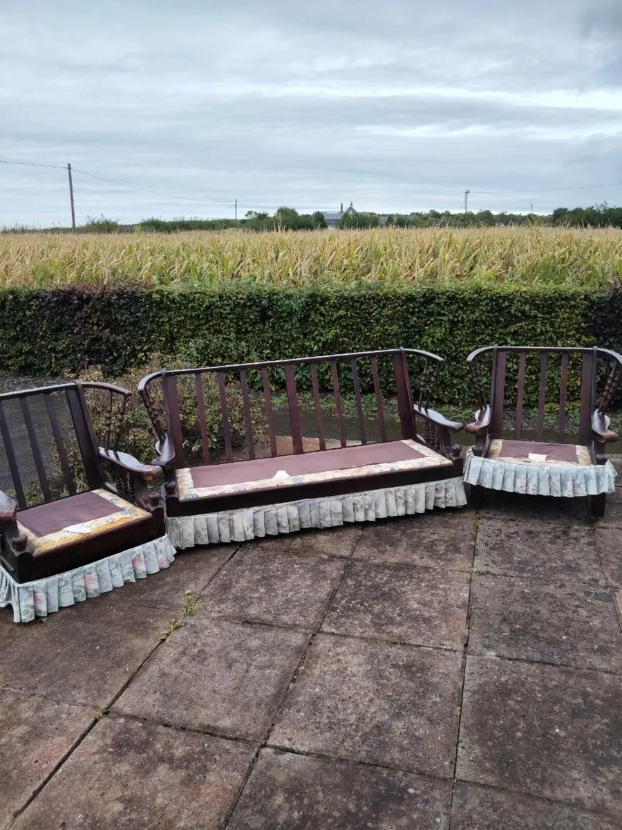 3-piece Cottage Suite - Image 1