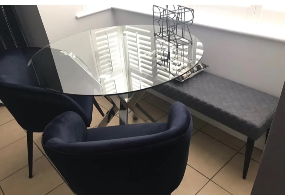 Round Glass and Chrome Chopsticks Table - Image 1