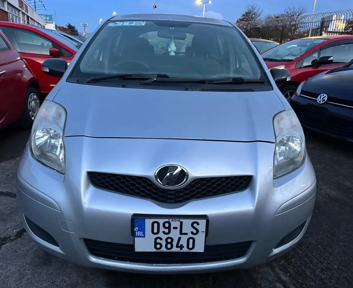 Toyota Vitz 2009 Automatic/ New Nct/ warranty. - Image 3