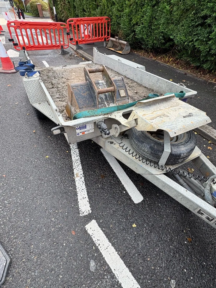 Ifor Williams plant trailer GH1054 - Image 3