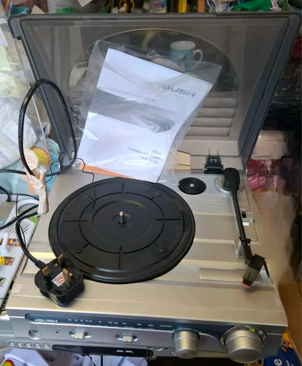 Bush Mini Turntable Radio System - Image 2