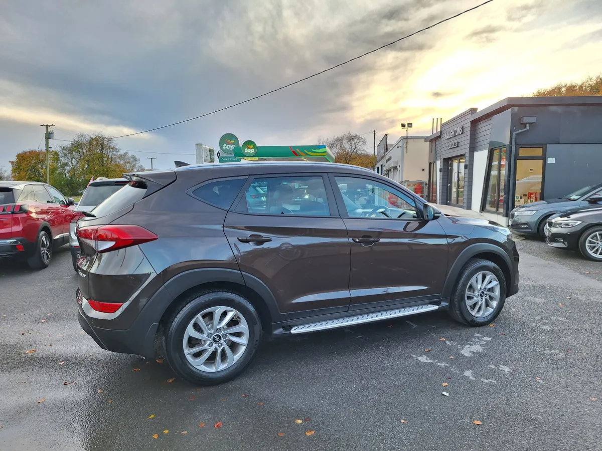 Tucson Executive 1.7 Full Leather/Heated/Camera - Image 3