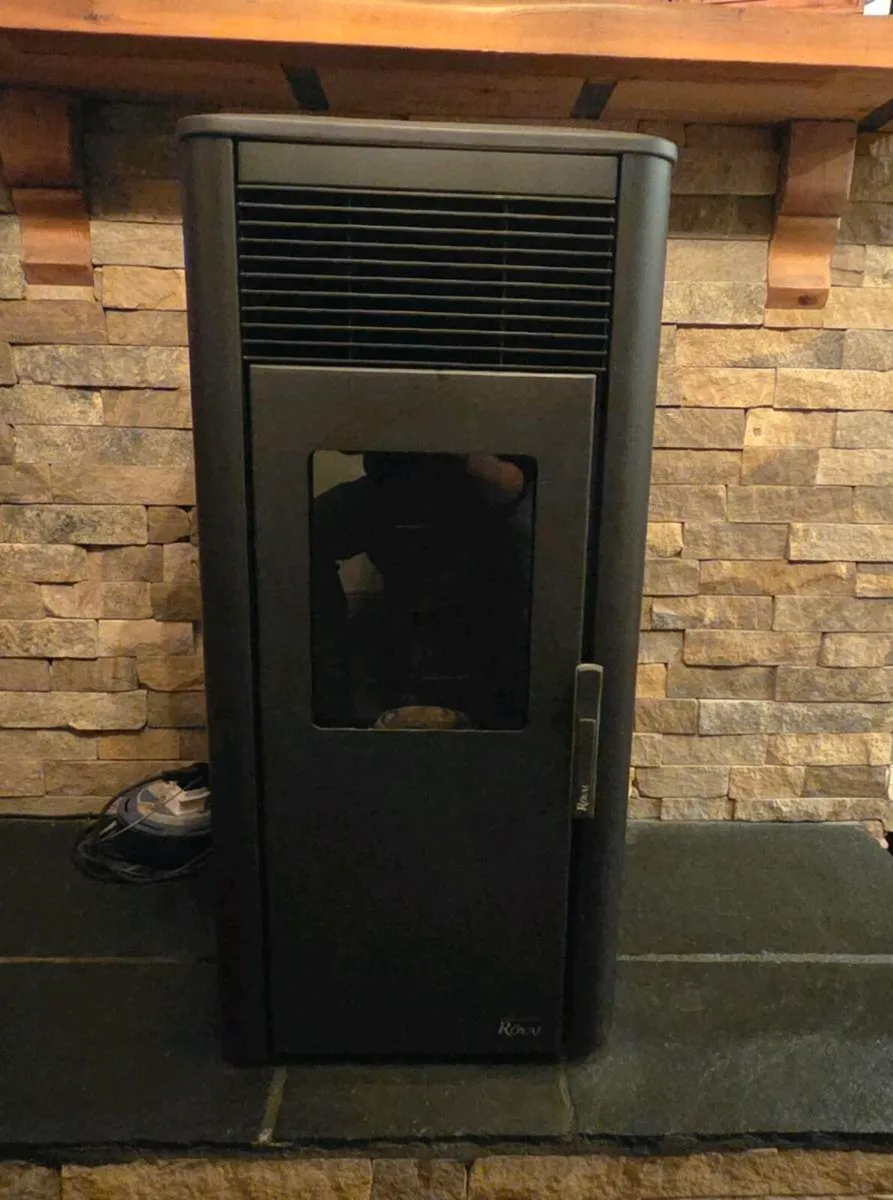 Pellet Stove - Image 1