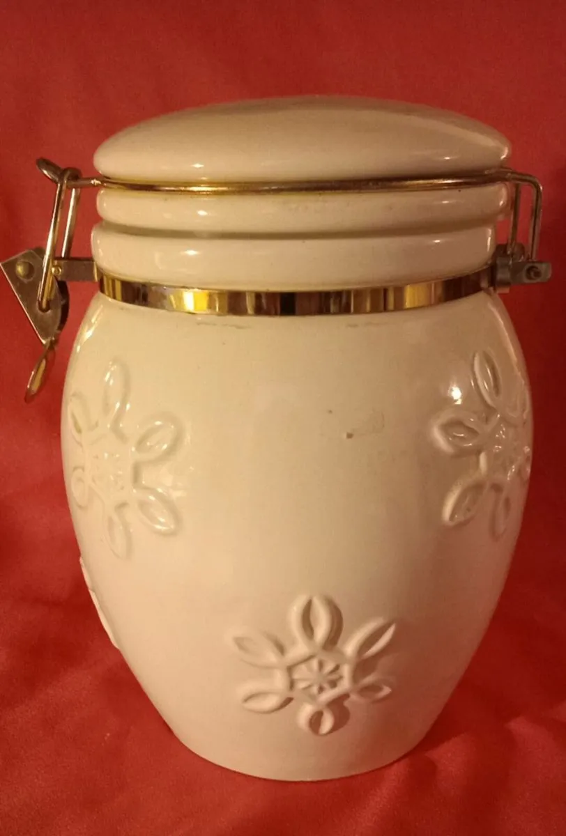 Porcelain Storage Jars - Image 3