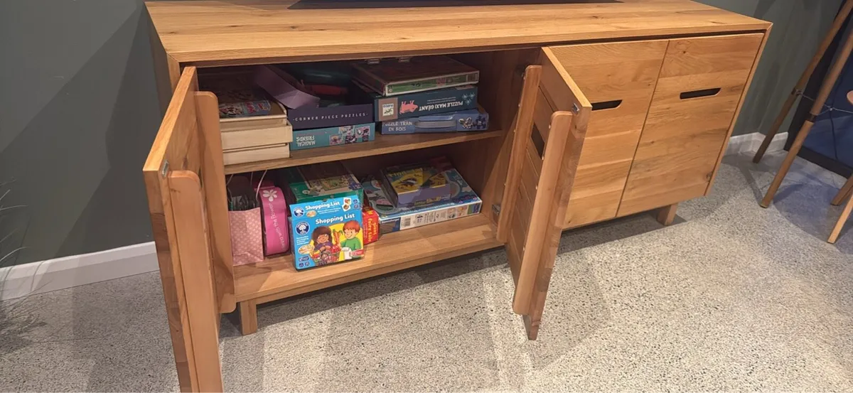 Oak Side Board - Image 4