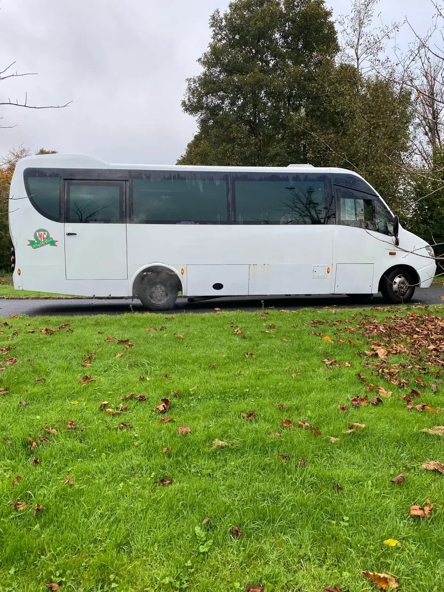 Bus 29 Seats - Image 3