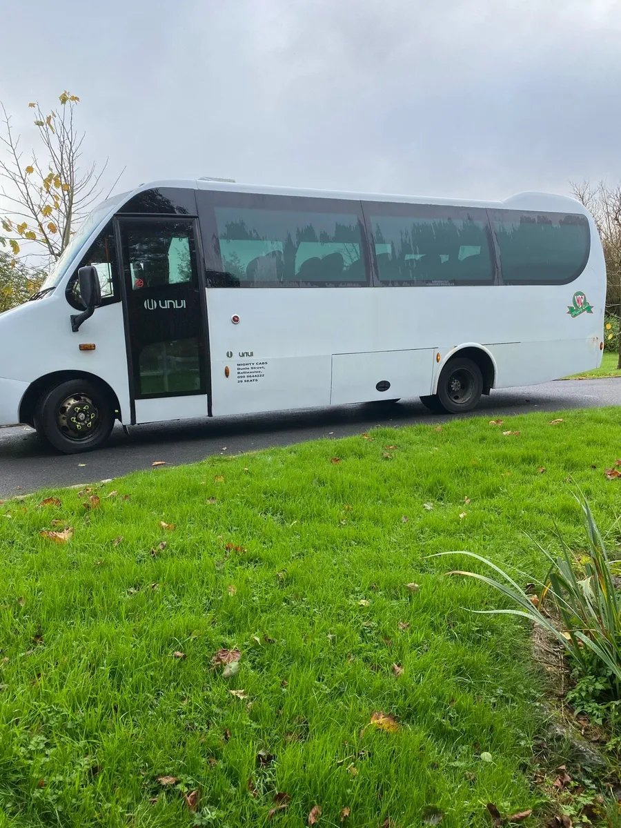 Bus 29 Seats - Image 4