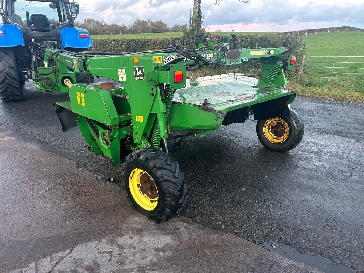 John Deere 1360 mower - Image 2