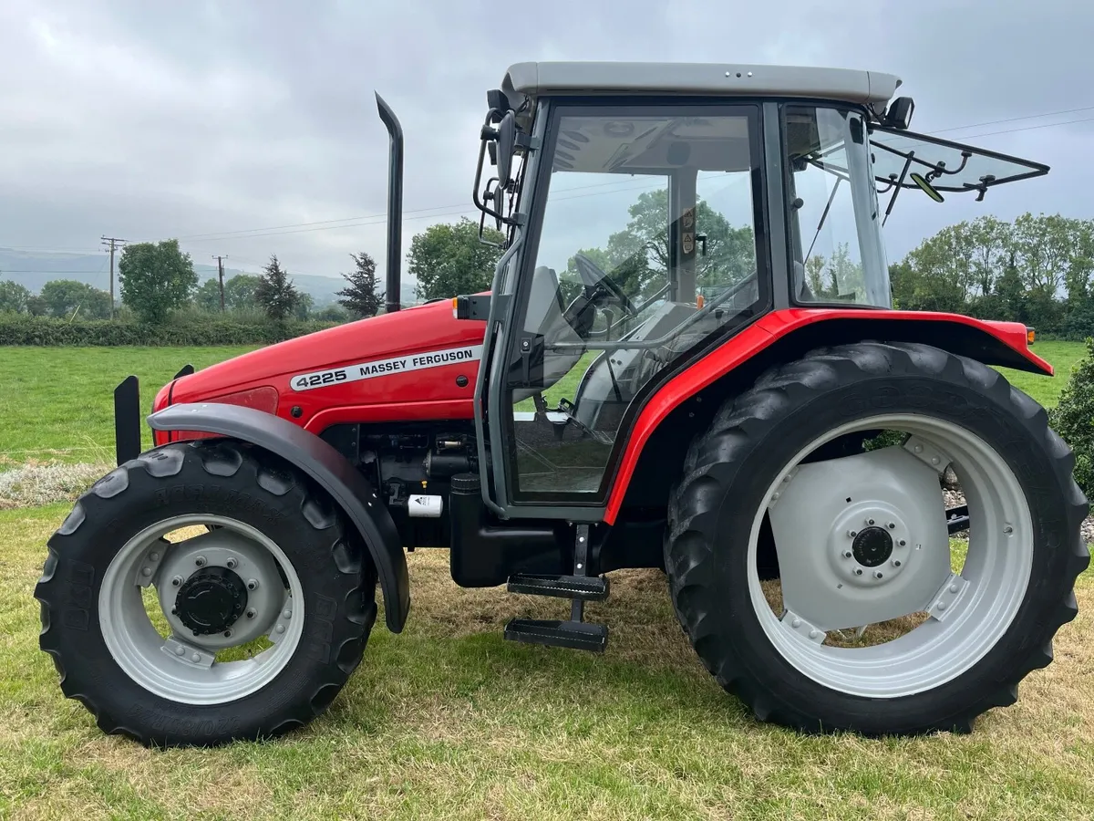 Massey Ferguson 4225 - Image 4