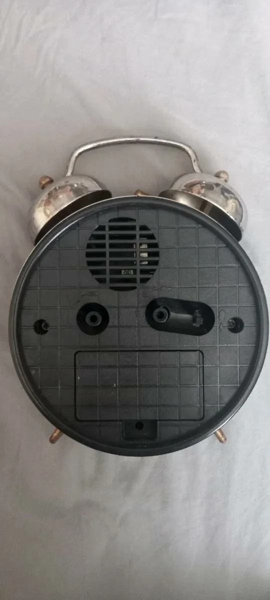 Vintage promotional Nescafe/Today FM Alarm Clock - Image 4