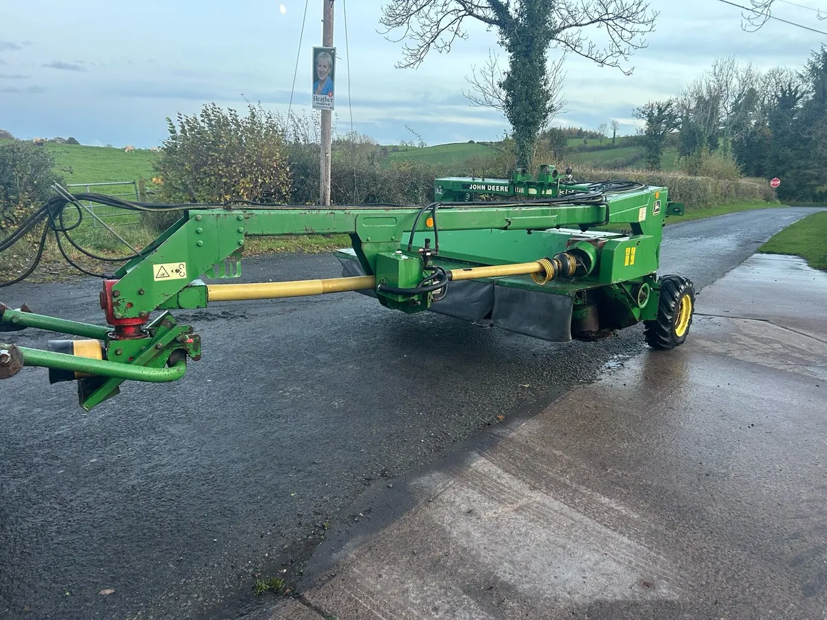 John Deere 1360 mower - Image 3