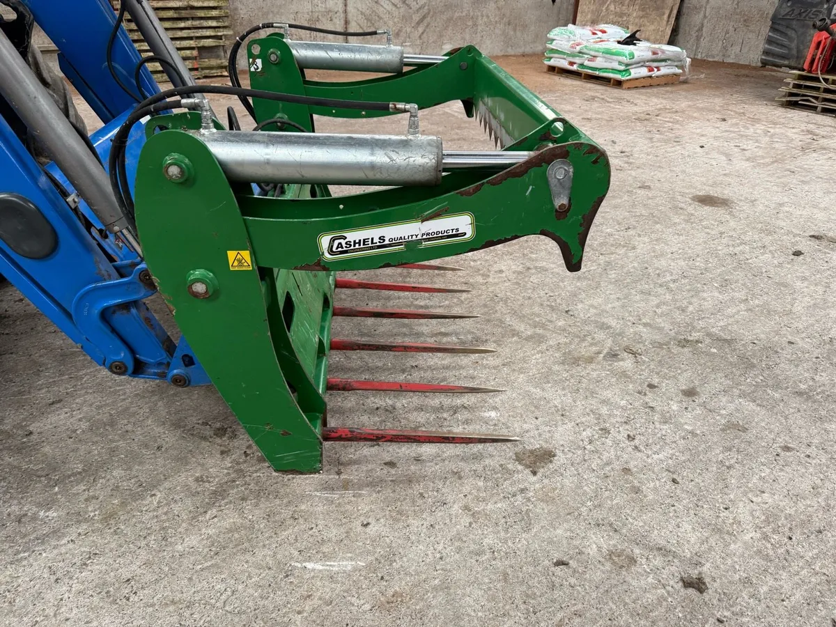 Cashels Bale Shear - Image 1