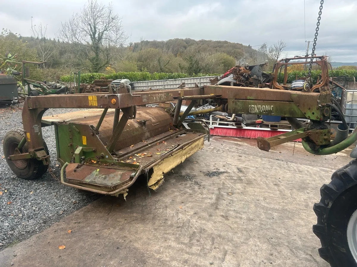 Krone 283 trailed mower - Image 3