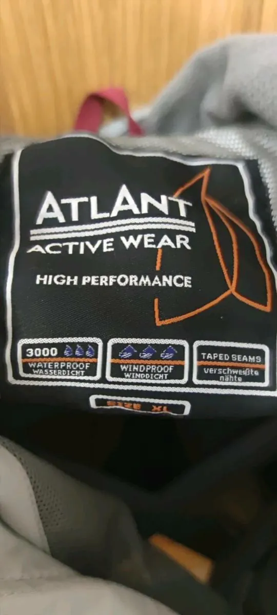 Men's jacket L/XL - Image 2