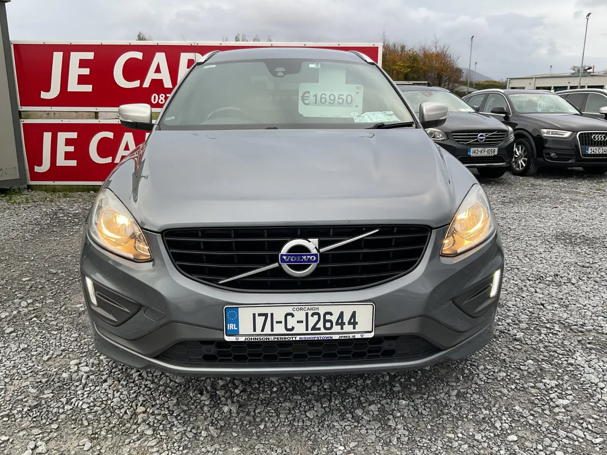 VOLVO XC60 2.0 FR DESIGN 190 BHP 1 OWNER - Image 3