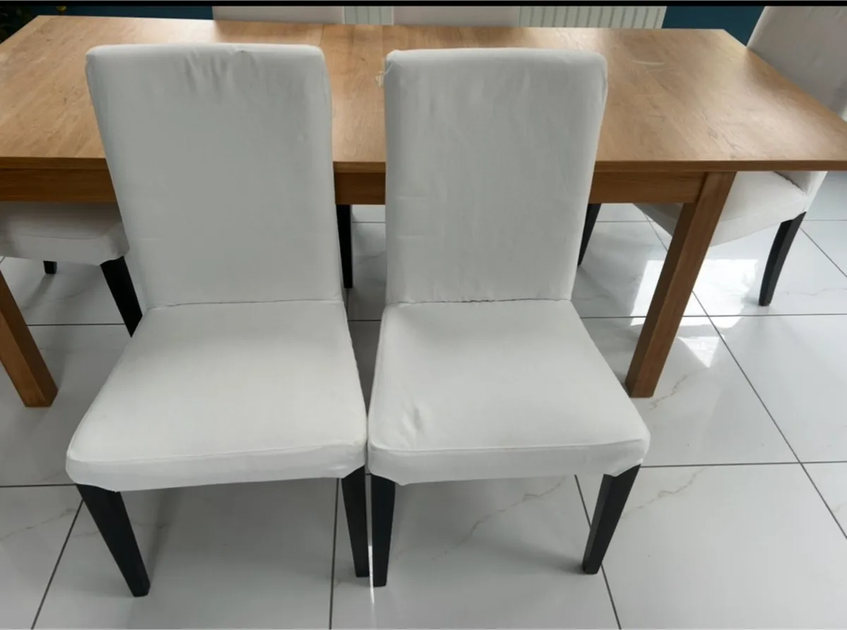 Dining room table and chairs - Image 4