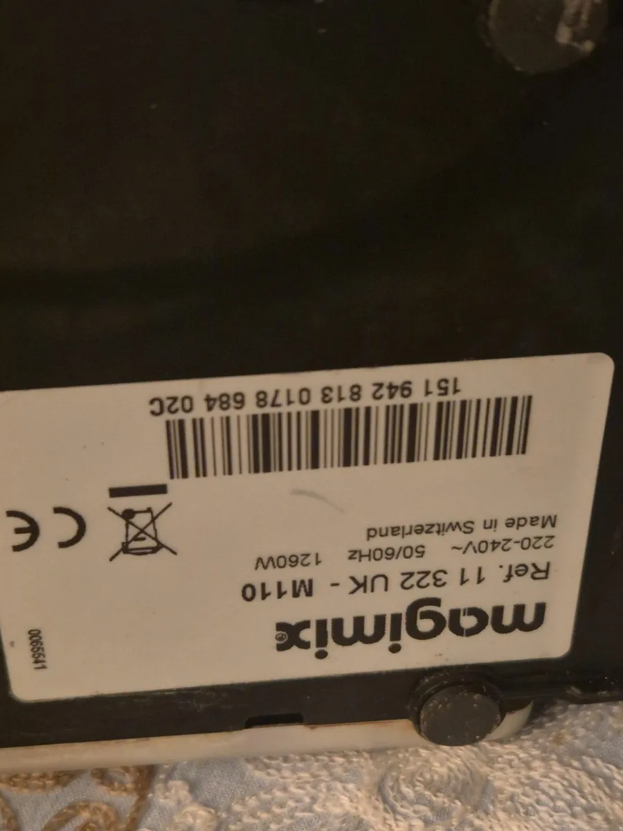 Nespresso Magimix Coffee Machine - Image 4