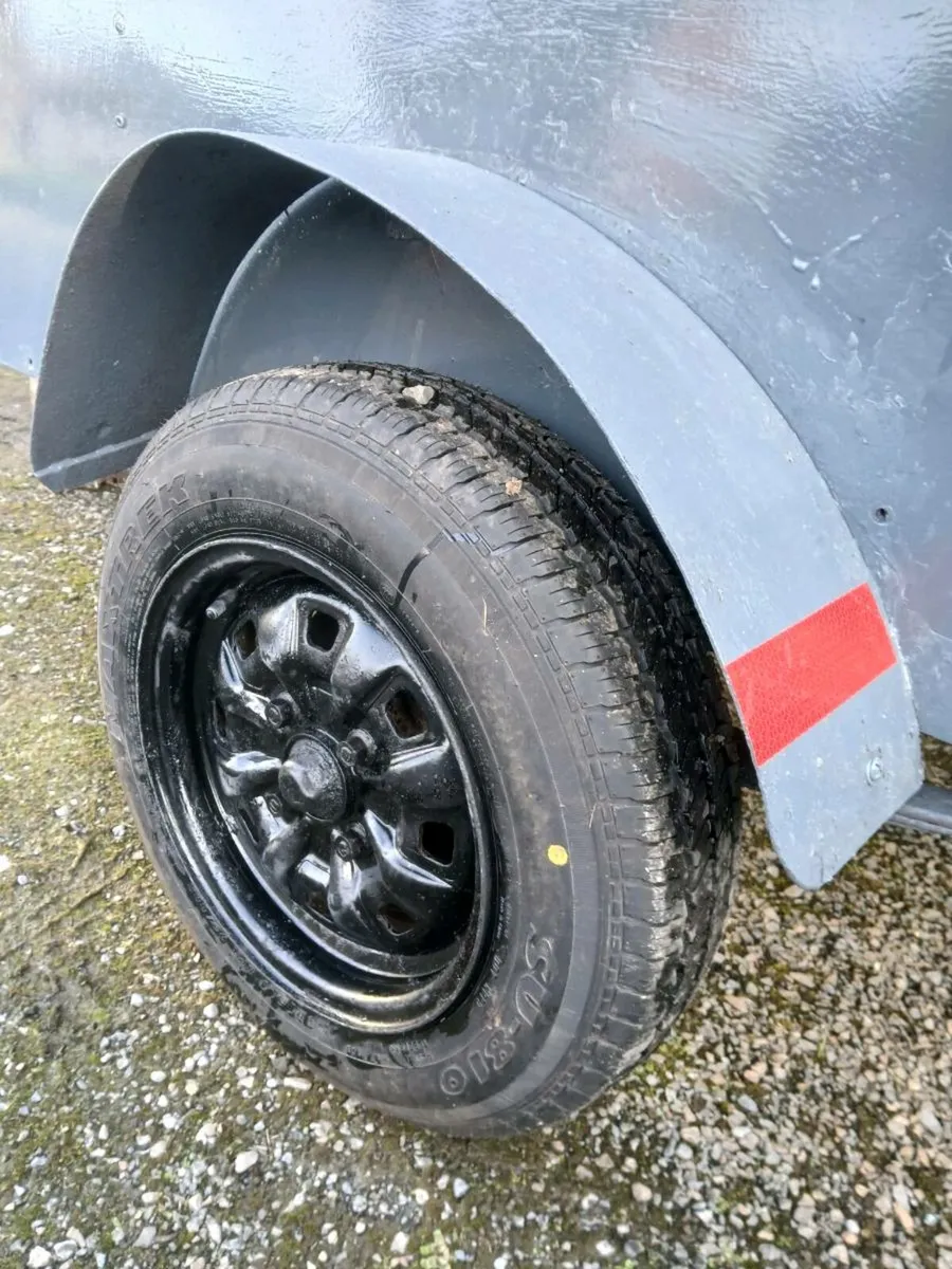 Dog Trailer - Image 2