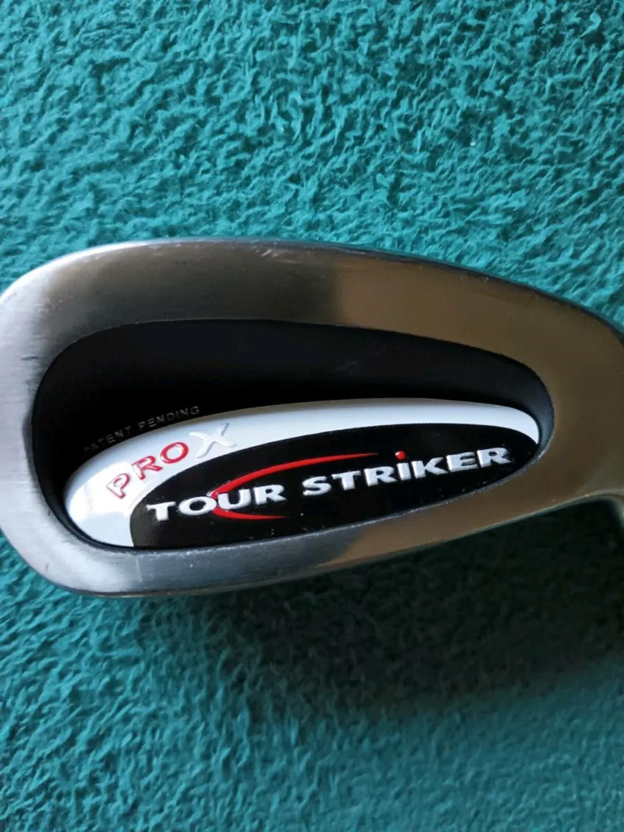 Tour Striker Pro 7X Training club. - Image 1