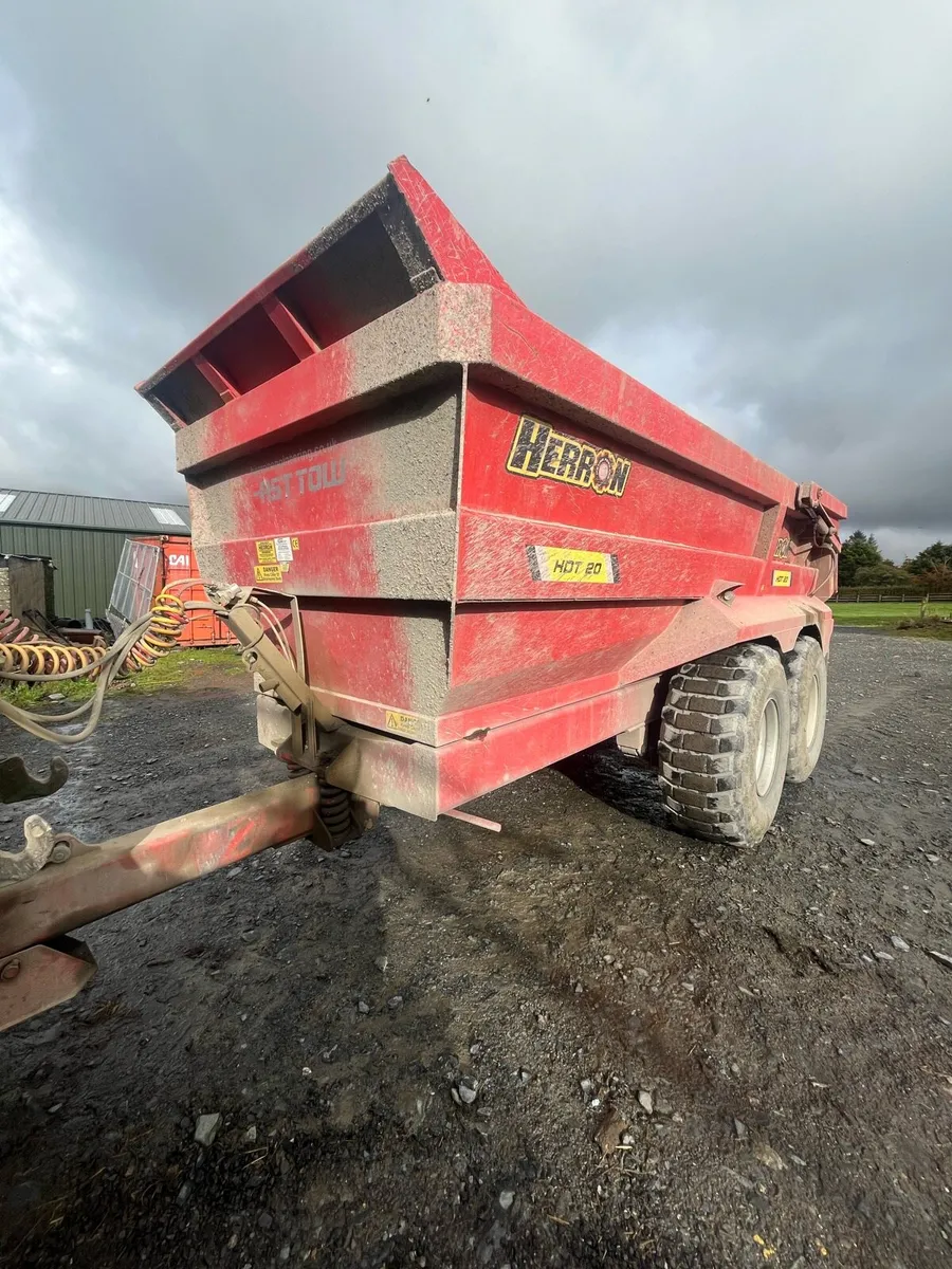 Dump trailer for hire - Image 3