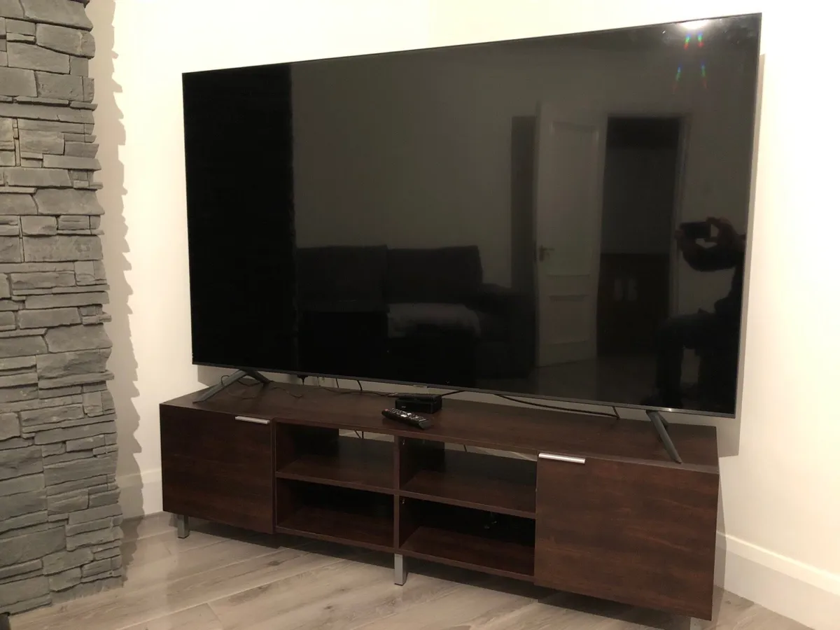 75” Samsung tv - Image 2