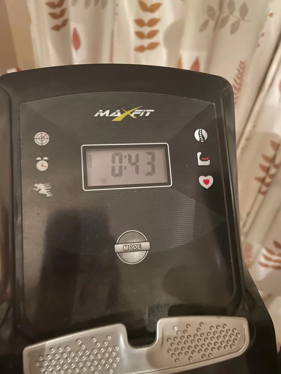 Max Fit Cross Trainer - Image 2