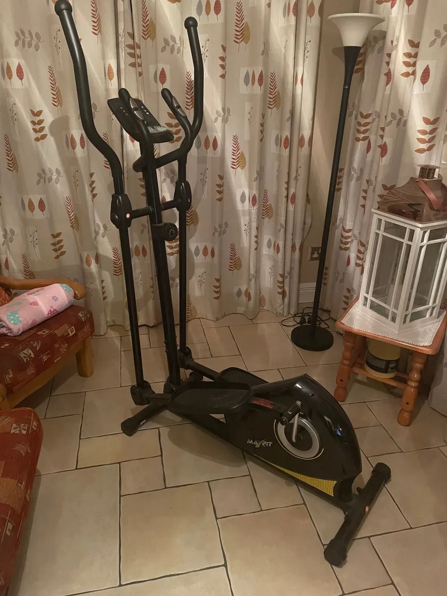 Max Fit Cross Trainer - Image 1