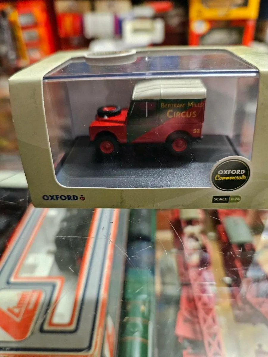 Corgi Oxford Circus Landrover - Image 2