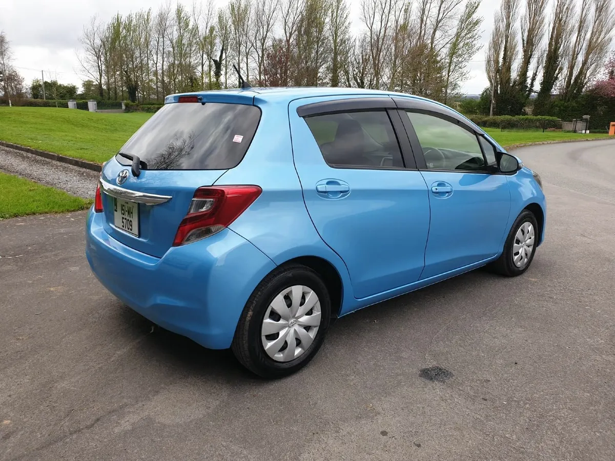 Toyota Vitz 2015   1,3 VVT-IE  AUTOMATIC - Image 4